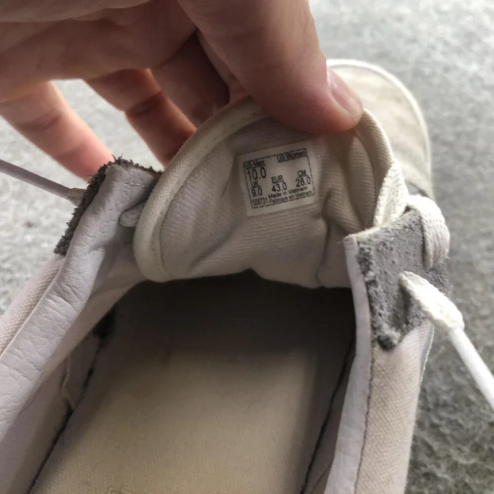 Vans Old Skool Shoes Mens Size 10 White Gray Canvas Skate Sneakers Low Top